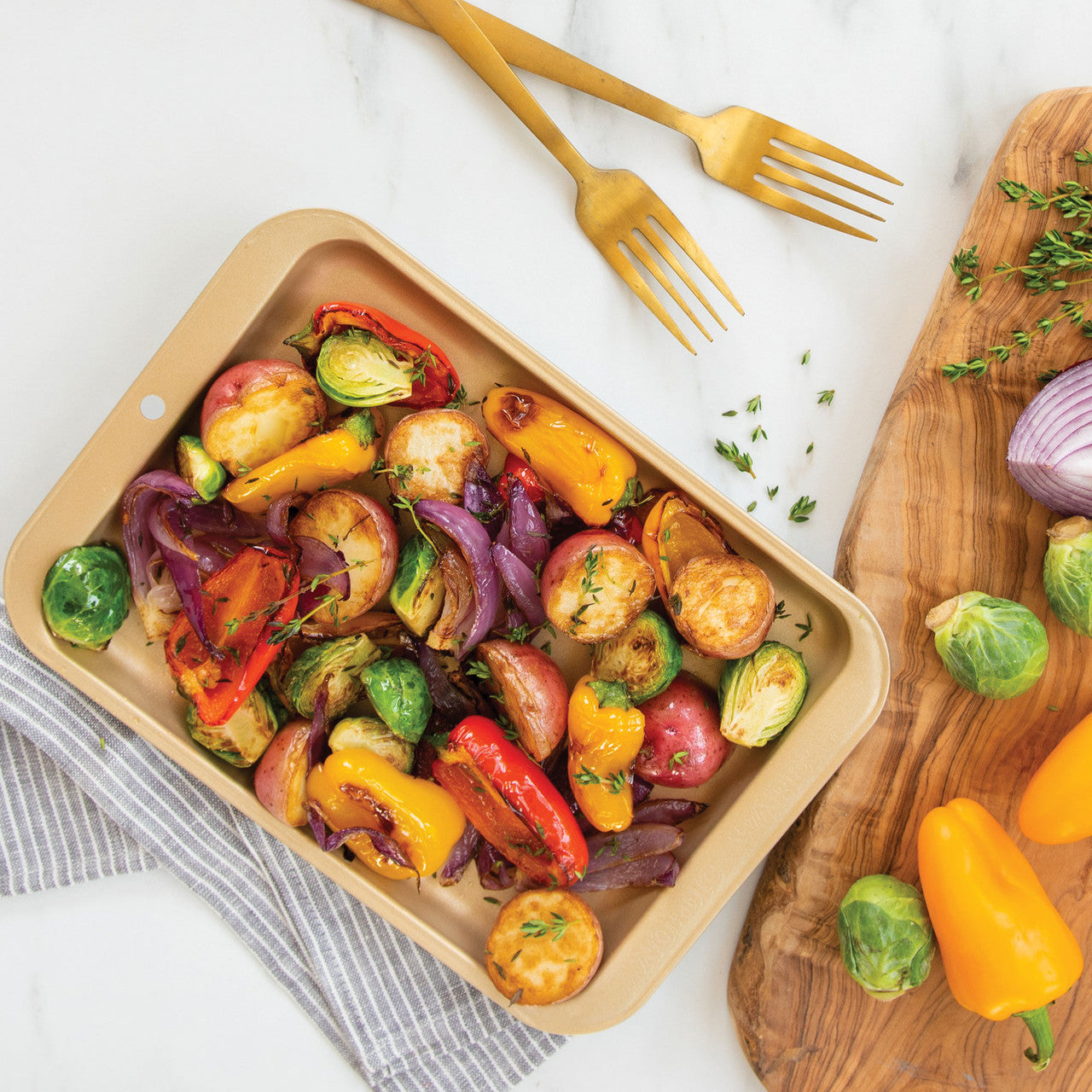 Nonstick Compact Baking Sheet 25.5 x 18 x 3cm