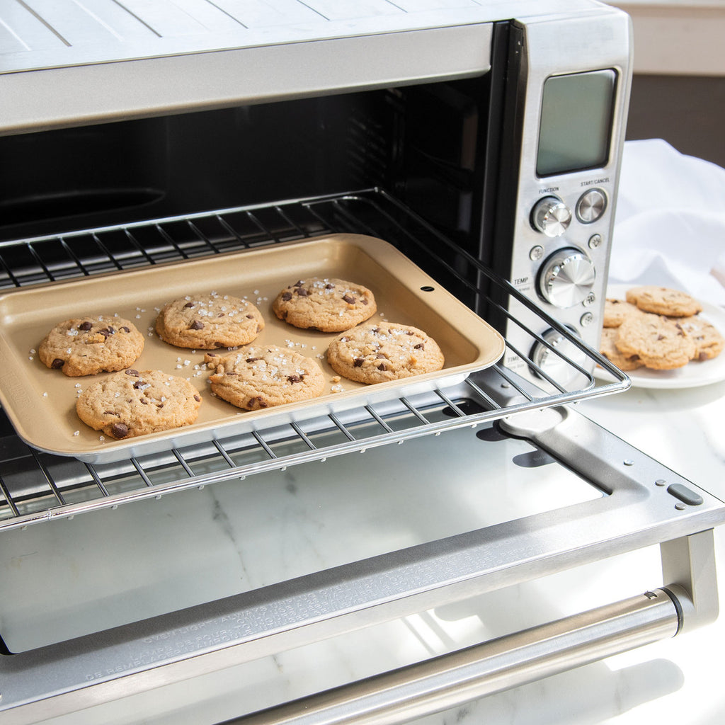 Nonstick Compact Baking Sheet 25.5 x 18 x 3cm