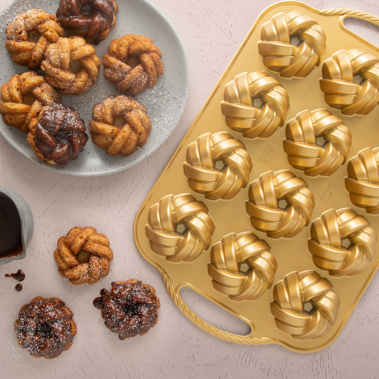 75th Anniversary Braided Mini Bundt Pan 37.5 x 25 x 4cm