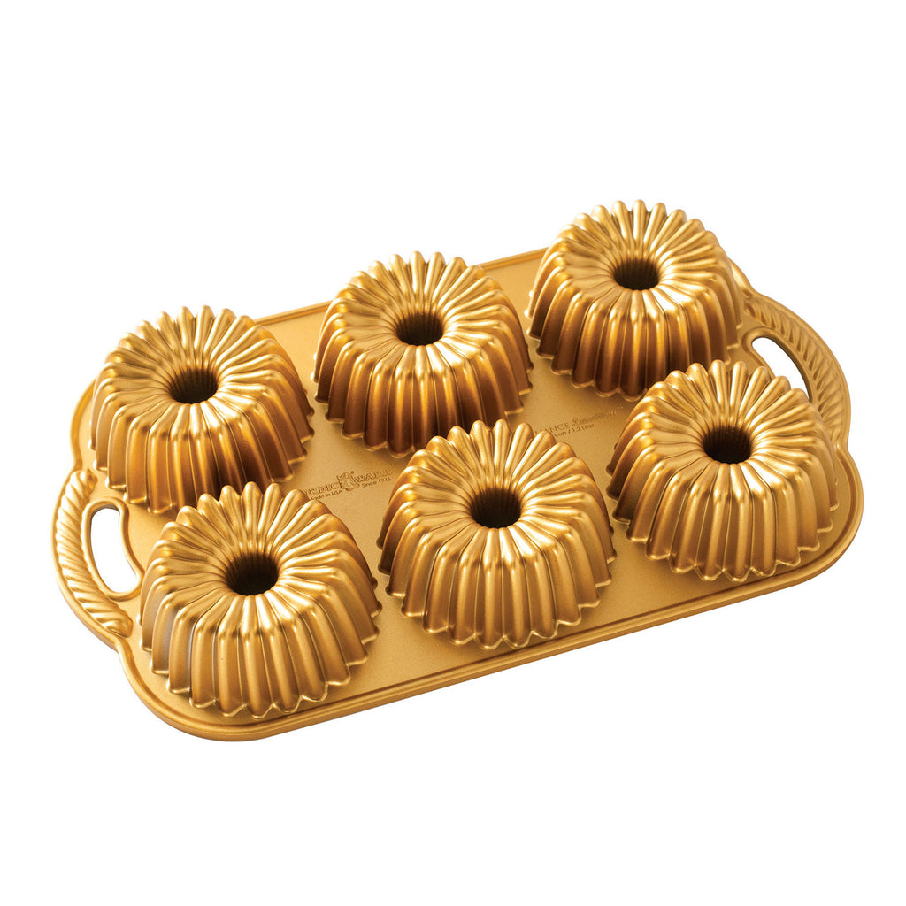 Brilliance Bundtlette  Pan 38 x 23 x 4.5cm