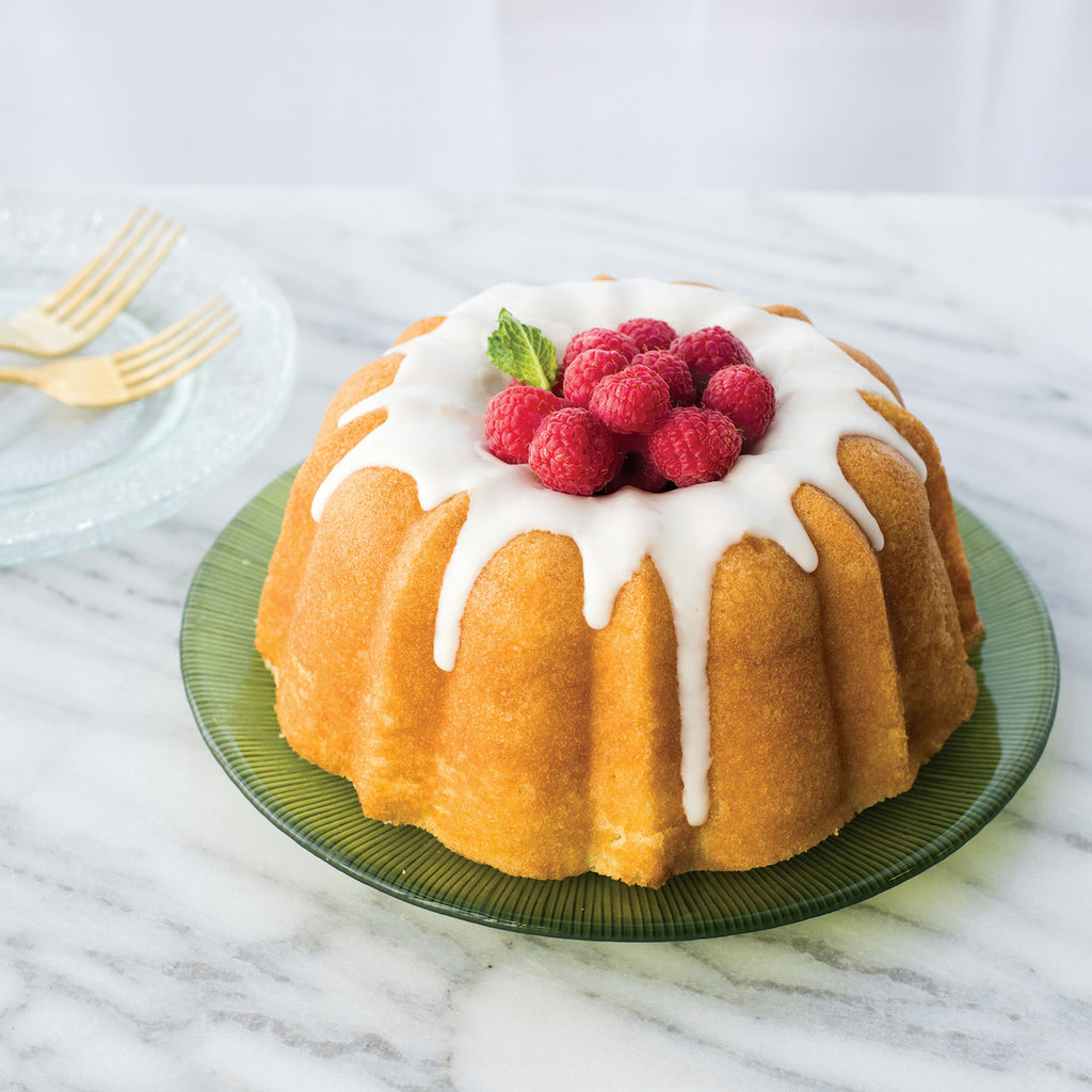 Medium Anniversary Bundt Pan 23.5 x 20.5 x 8.5cm