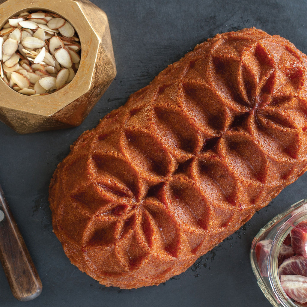 Jubilee Loaf Pan 26 x 15 x 7.5cm