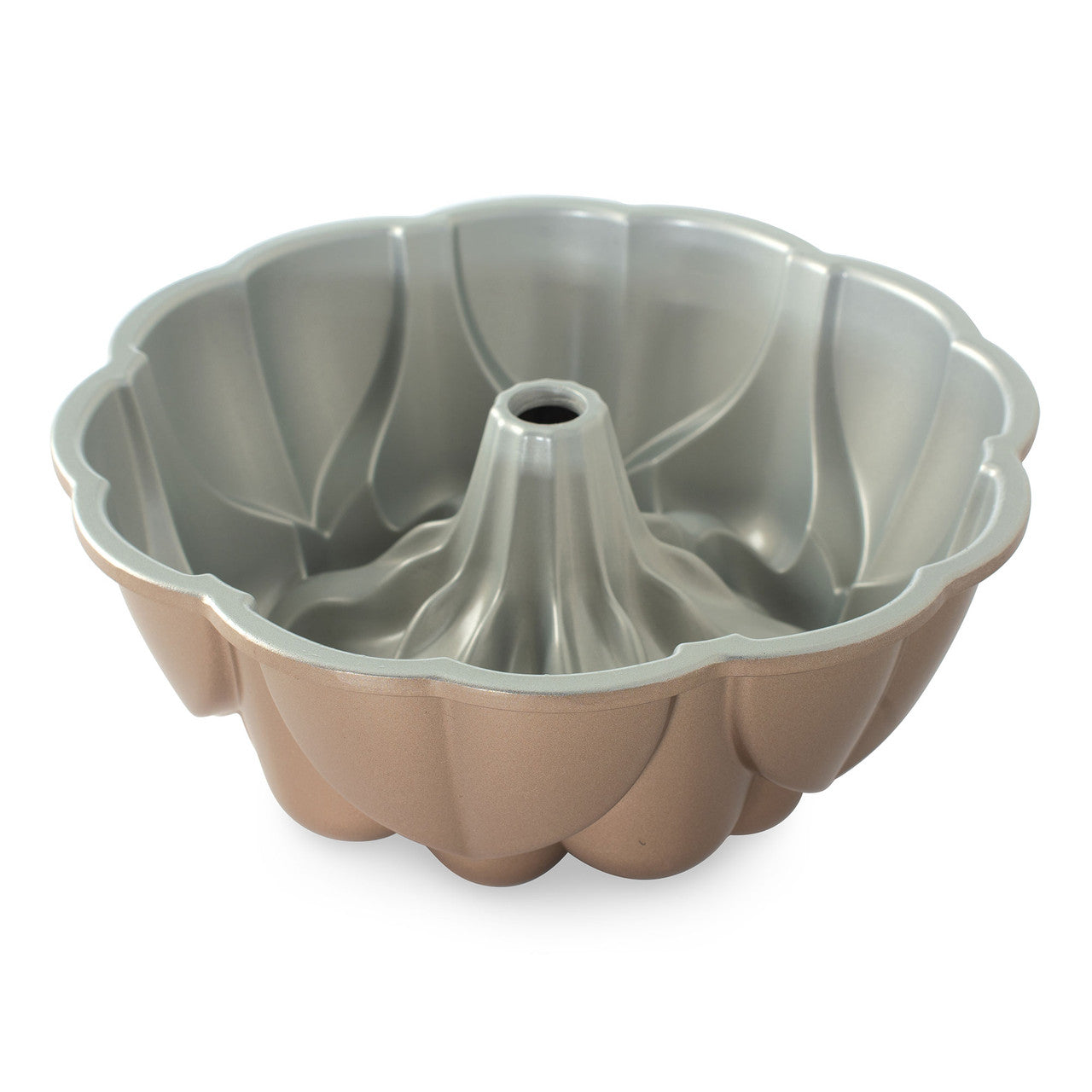 Magnolia Bundt® Pan 25 x 25 x 9.5cm