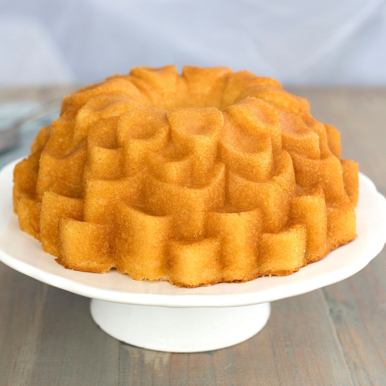 10 Cup Blossom Bundt Pan 26.5 x 19.5 x 9.5cm