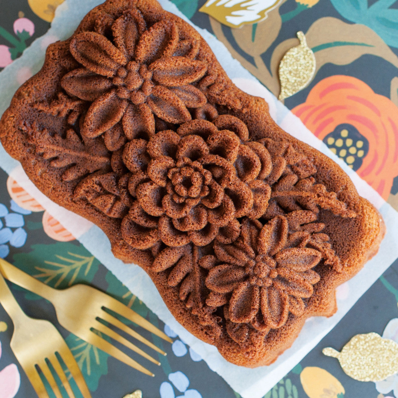 Wildflower Loaf Pan 24 x 14.5 x 7.5cm