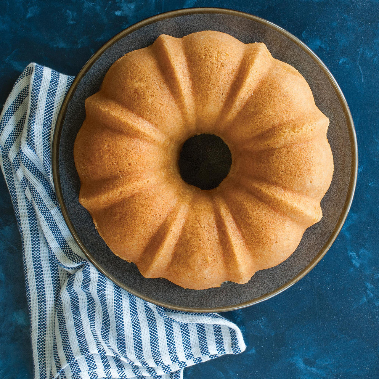 Bundt Pan Large 26.5 x 26.5 x 9cm
