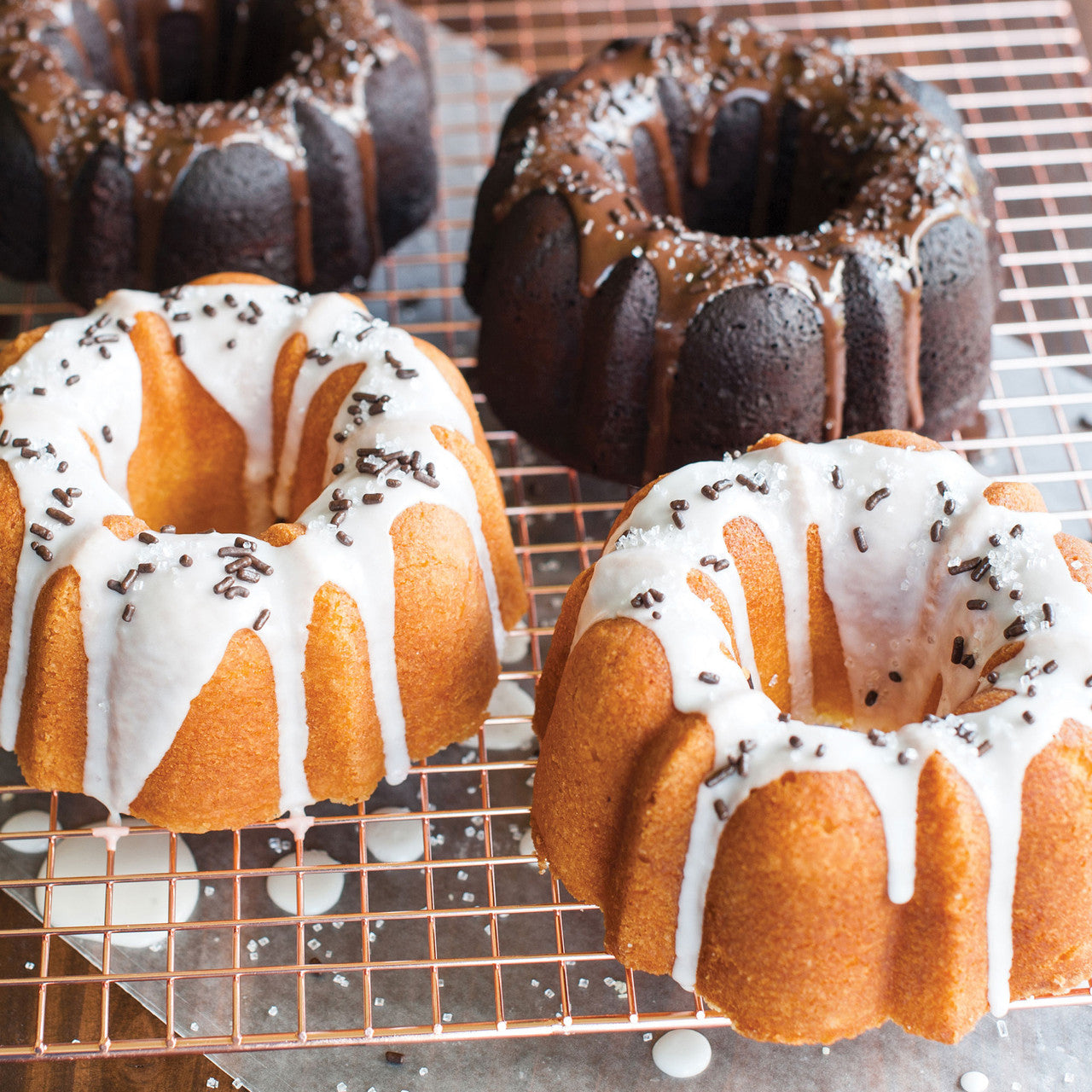Bundt Pan Small 16.5 x 16.5 x 6.5cm