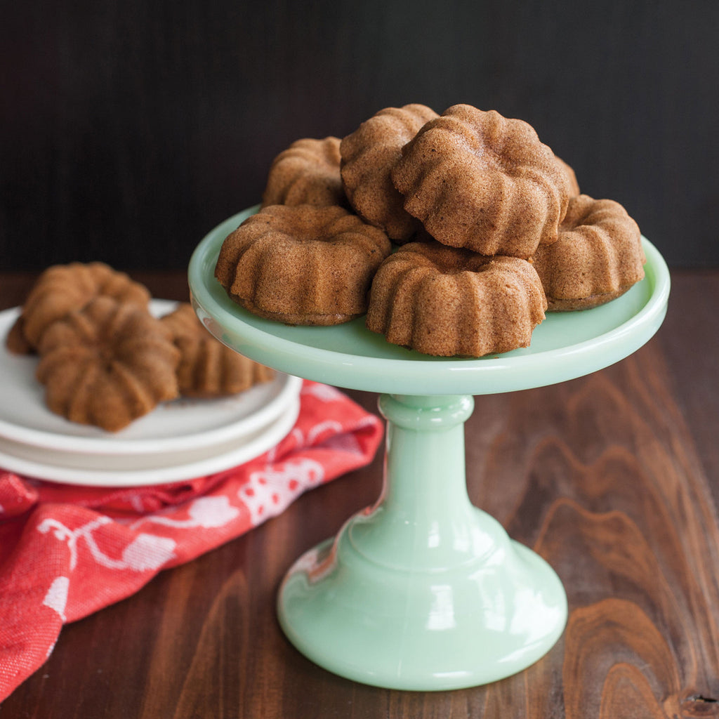 Mini Bundt Cupcake Pan 24 x 33 x 3cm