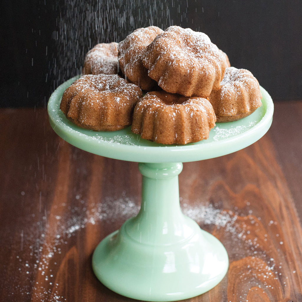 Mini Bundt Cupcake Pan 24 x 33 x 3cm
