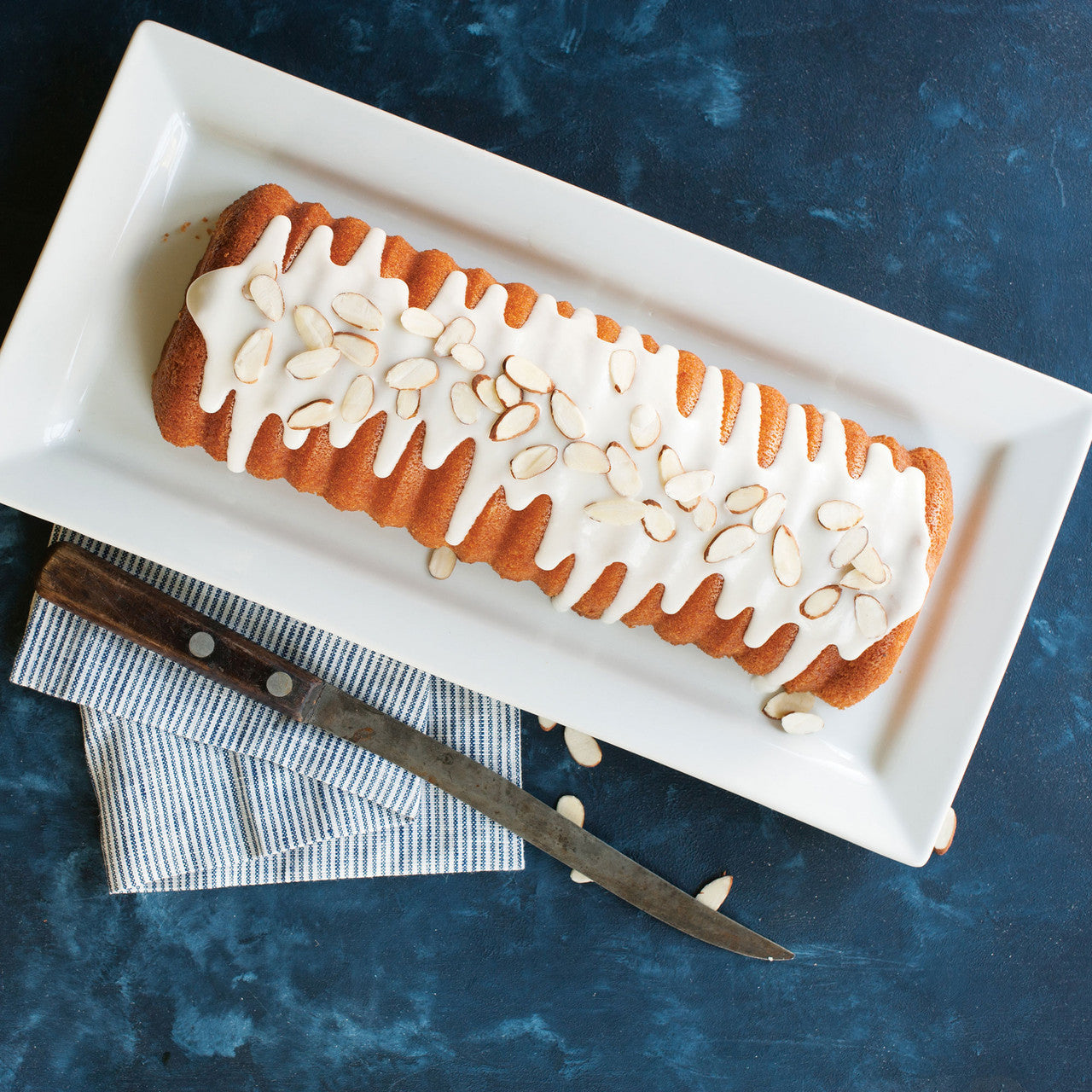 Cinnamon Bread & Almond Loaf Pan 34.5 x 12.5 x 5cm