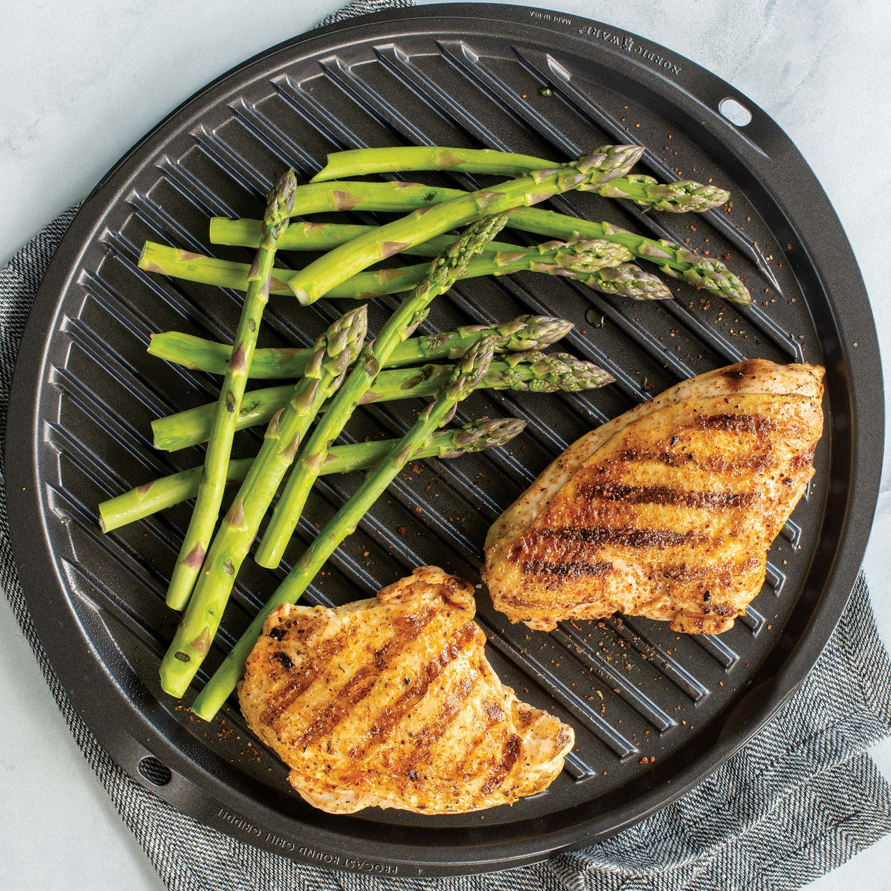 12" Flat Top Reversible Round Griddle 35.5 x 33 x 2cm
