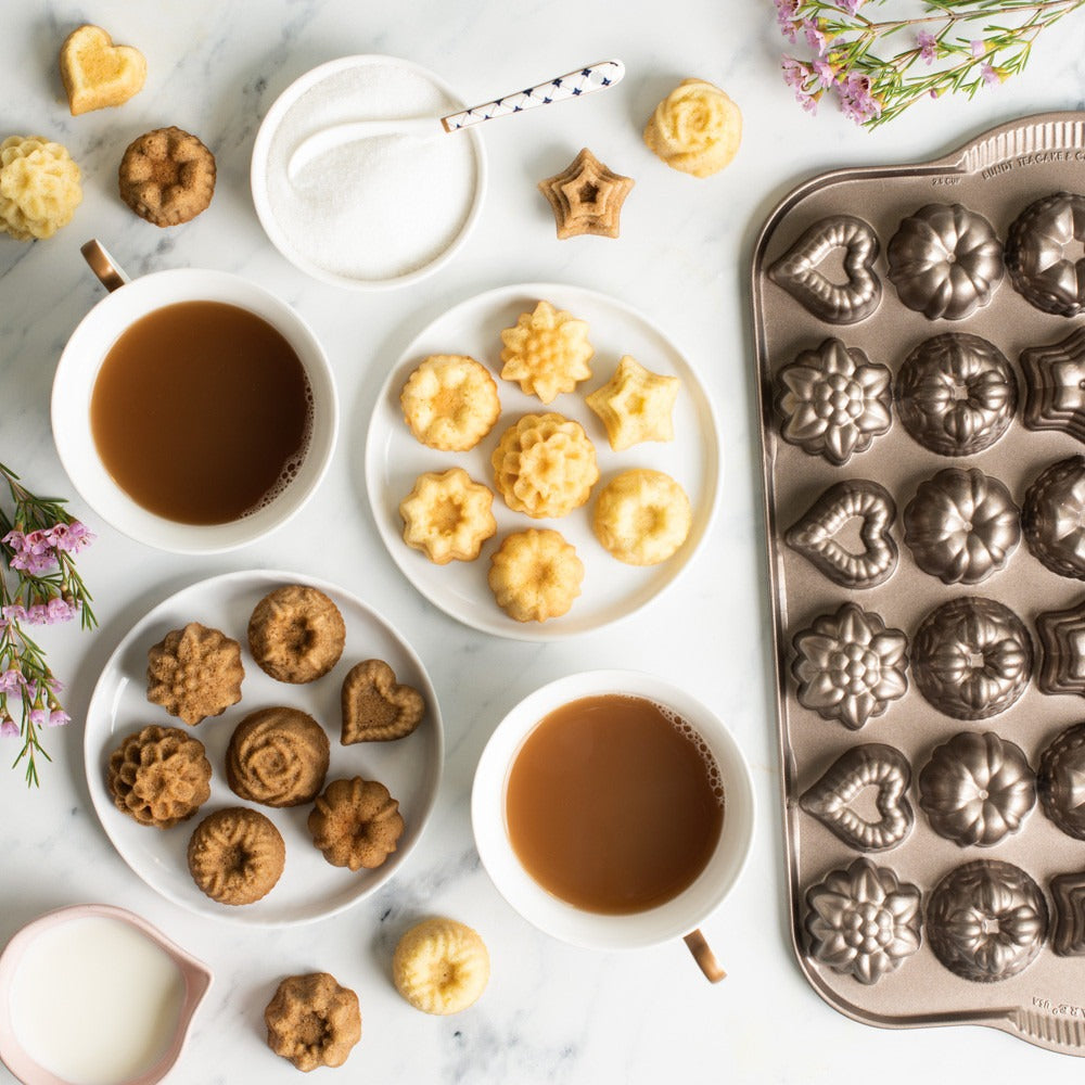 Bundt Tea Cakes and Candies Pan